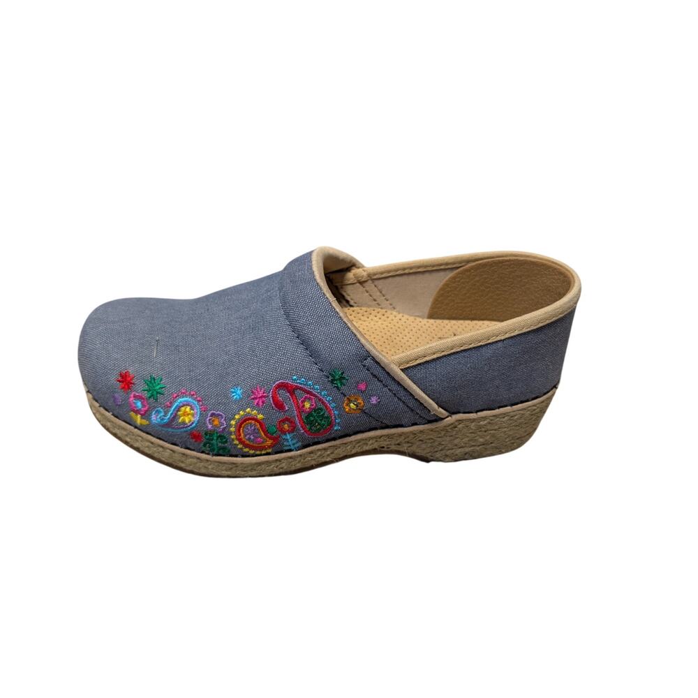 Dansko Vegan Canvas Clogs Womens 38 Blue Paisley Embroidered Comfort Slip On